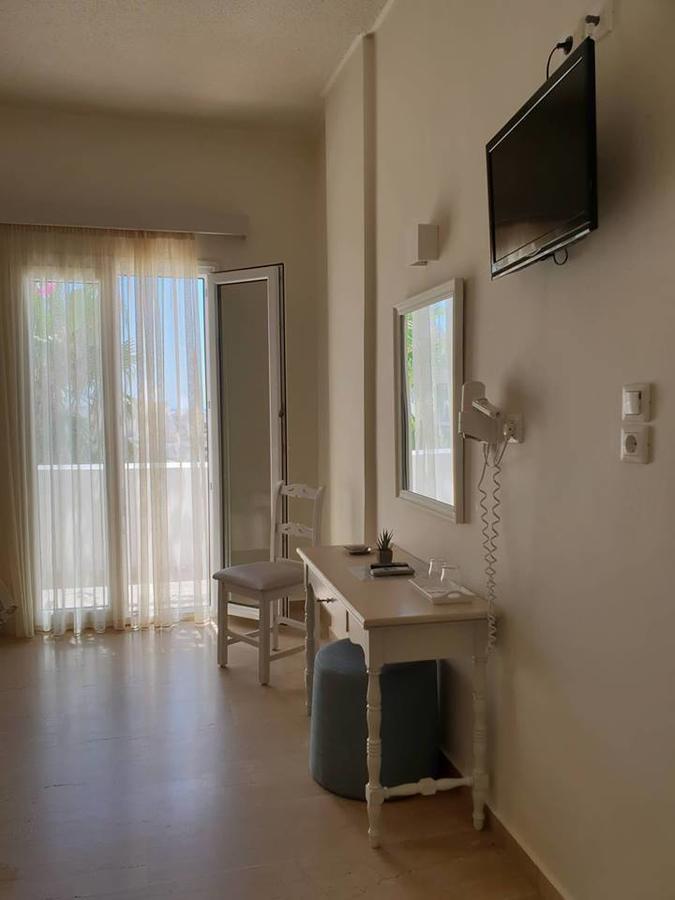 Kamári Alkyon Hotel מראה חיצוני תמונה